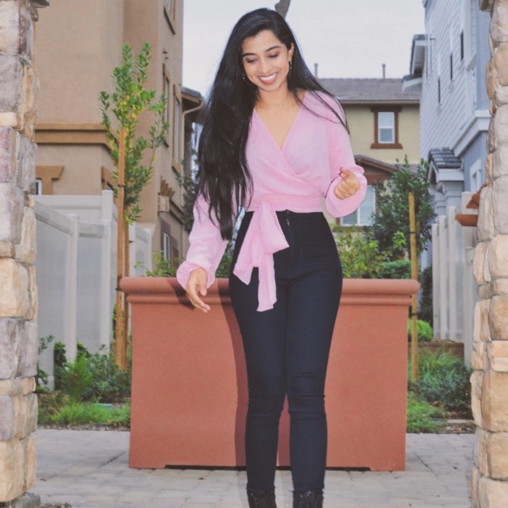 Meet your Posher, Shruti